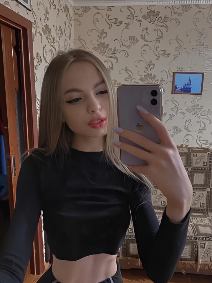 Индивидуалка Леночка, доступна для личного знакомства от 2000 руб