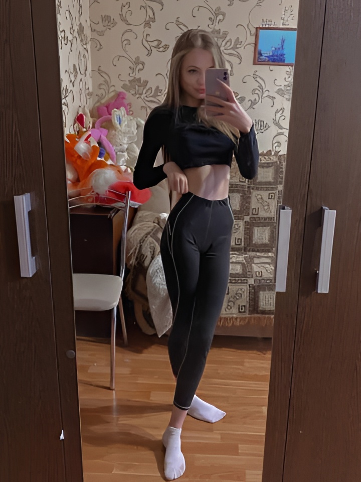 Марина привлекальеная девушка из Красноперекопск цена от 2500 руб