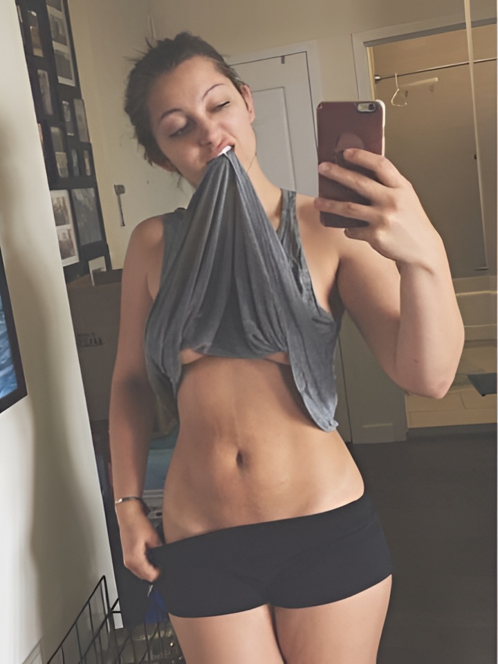 Нина привлекальеная девушка из Красноперекопск цена от 4000 руб