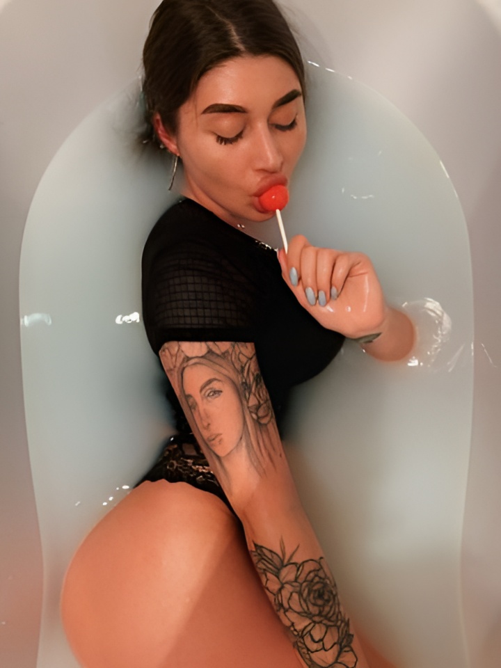 Зиглинда привлекальеная девушка из Красноперекопск цена от 10000 руб