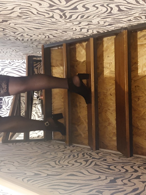 Майя привлекательная девушка из Красноперекопск цена от 2500 руб