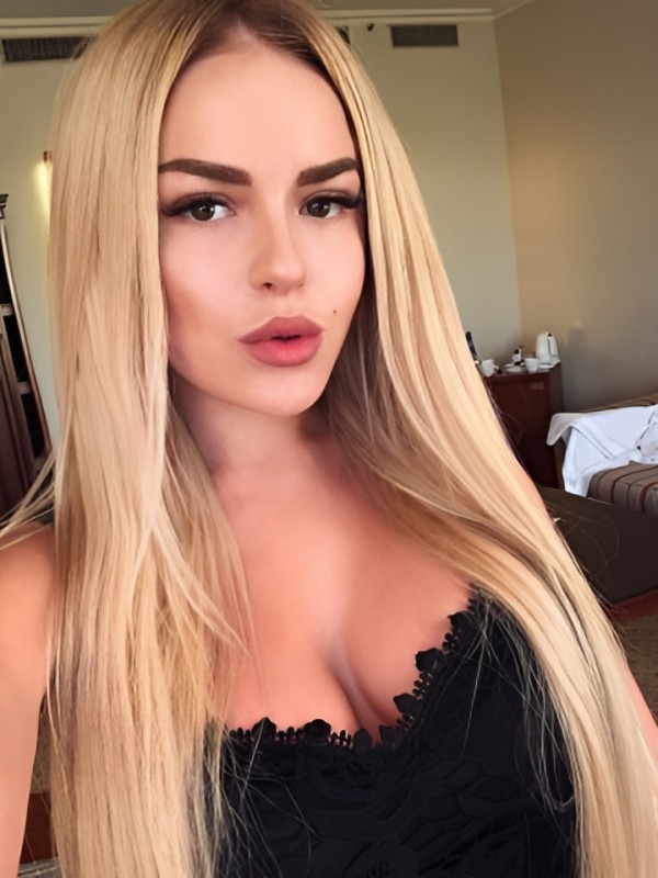 Светлана привлекательная девушка из Красноперекопск цена от 2500 руб