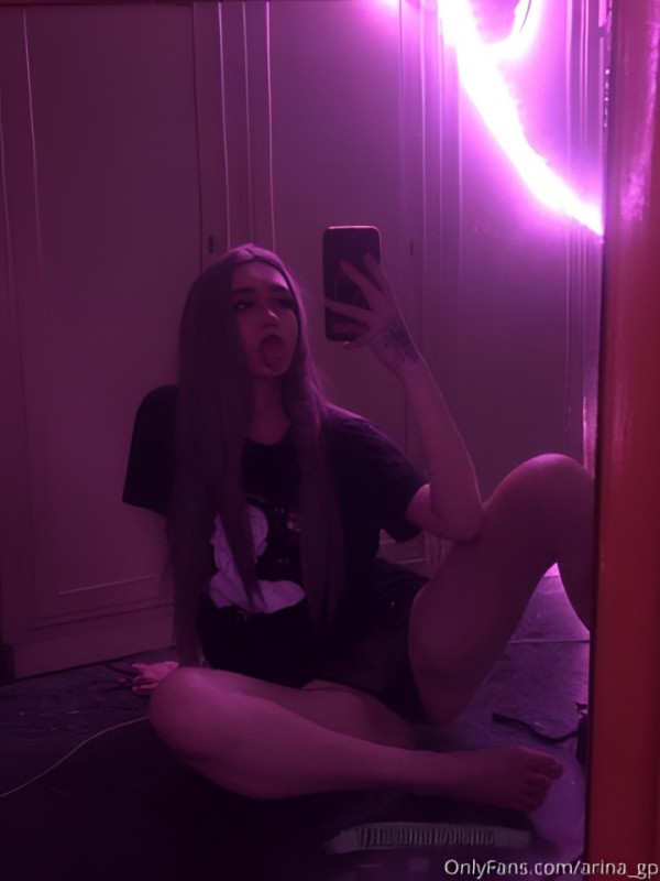 Зина привлекательная девушка из Красноперекопск цена от 4000 руб