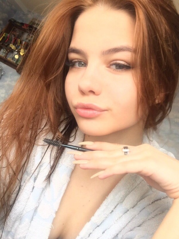 Инга привлекательная девушка из Красноперекопск цена от 3500 руб