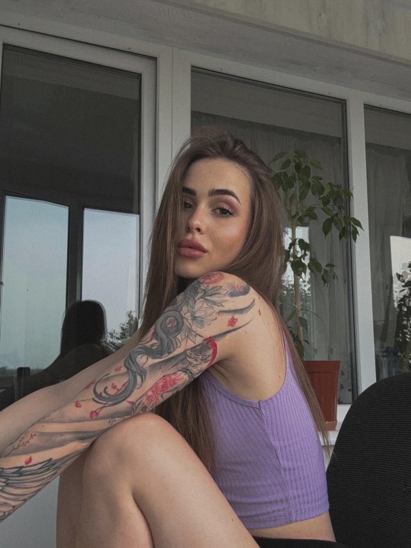 Луиза привлекательная девушка из Красноперекопск цена от 6000 руб